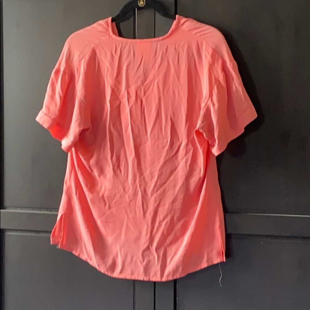 Blouse - Picture 2 of 4